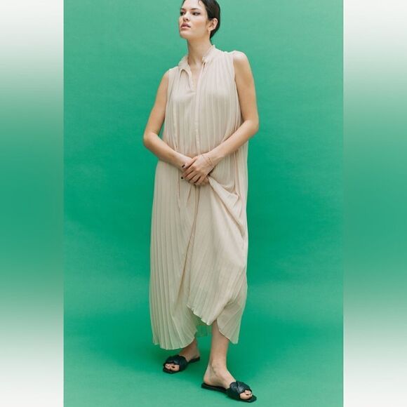 H&M Pleated Light Beige Dress - Picture 4 of 7